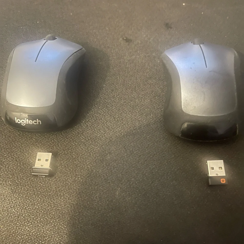 2 Logitech 910-001675 Wireless Standard Mouse